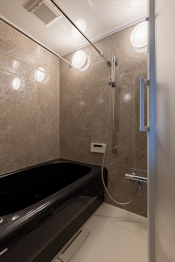 思い出に光を灯す　未来へと続く住まい