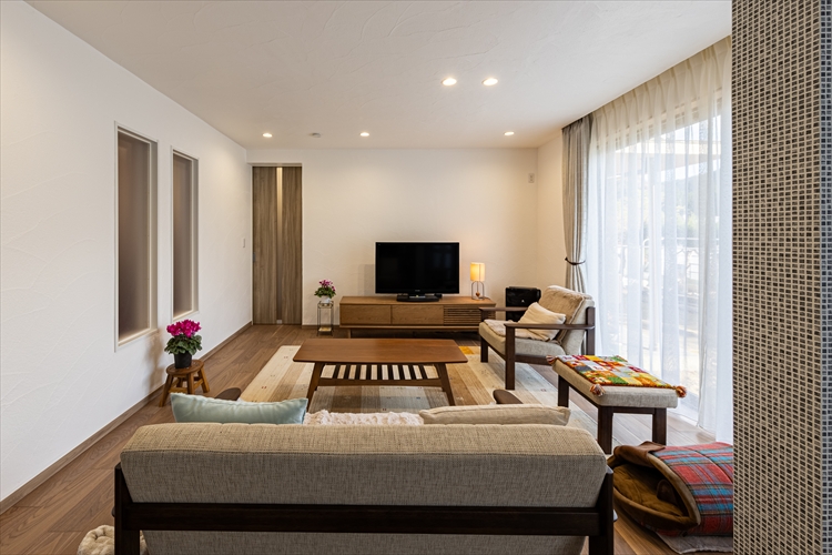 ゆとりと安心を愉しむ、光あふれる住まい